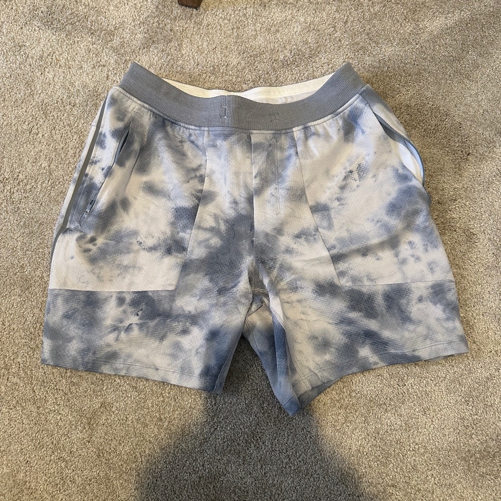 Lululemon - Textured Tech Linerless Short 7" - Limited Edition